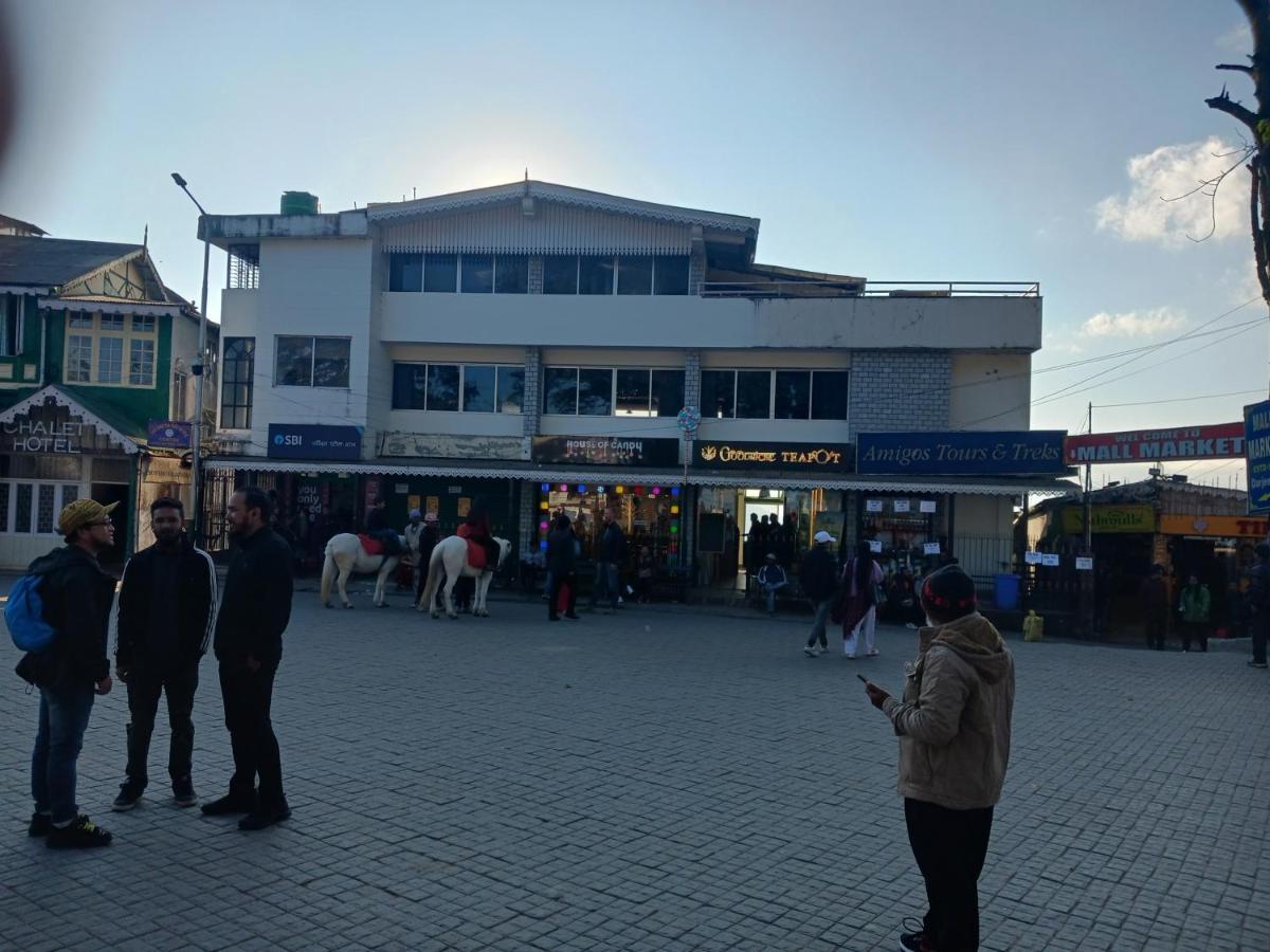 Azalea Holidays On Mall Darjeeling  Extérieur photo