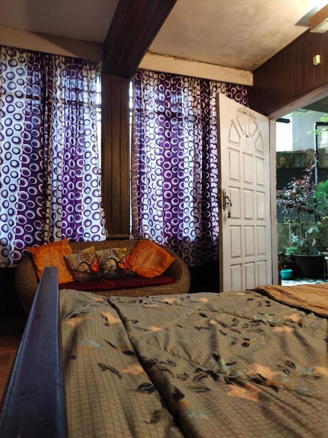 Azalea Holidays On Mall Darjeeling  Extérieur photo